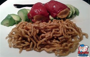 Gulas Rebozadas Con Pimientos Piquillo Rellenos De Bacalao
			