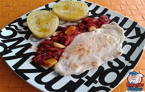 Pechuga De Pollo A La Plancha Con Puré De Pimientos
			