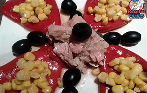 Pimientos Piquillo Con Atún Y Aceitunas Negras
			