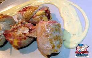 Rollitos De Pollo Rellenos De Jamón York Y Queso Cheddar
			