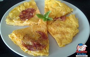 Tortilla De Chorizo Y 4 Quesos
			