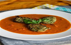 Koftas De Calabacín Con Salsa Cremosa De Tomate Y Leche De Coco
