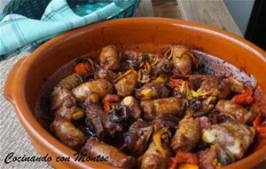 Rustido De Butifarra, Costillas Y Camagrocs
