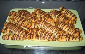 Galletas De Coco Y Chocolate
