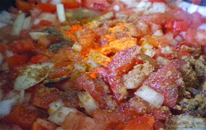 Caviar De Berenjena Con Chutney De Tomate
