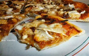 Pizza De Cebolla Caramelizada Con Queso De Cabra
