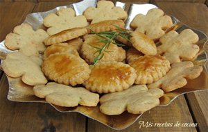 Galletas De Queso Y Romero
