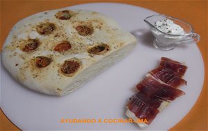 Hogaza De Pan Con Tomate, Oregano Y Semillas De Sésamo.
