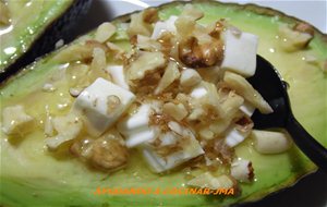 Aguacates Con Queso Y Miel 
