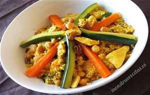 Cuscús Con Pollo Y Verduras. Receta Marroquí