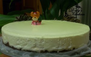 Tarta De Queso Con Licor De Manzana Y Base Crujiente
