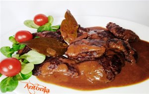 //^^^^\\ Carrilleras Al Tomillo Con Chocolate //^^^^\\
