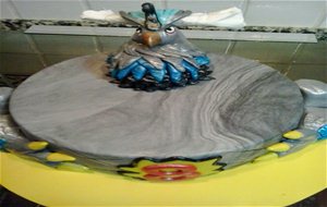 Tarta Dark Gryphon De Los Invizimals
