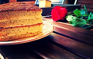 Leyendas Y Tradiciones En Cataluña: Pastel De Sant Jordi Con Crema De Mantequilla