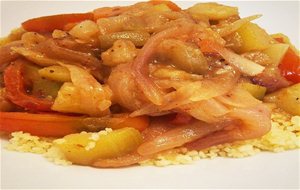 Tajín De Verduras Y Dátiles