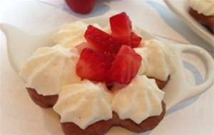 Tartaletas De Crema Y Fresas