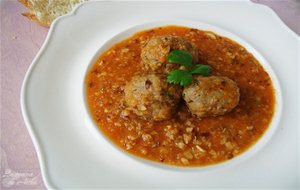 Albóndigas En Salsa De Almendras - El Asaltablogs Invisible
