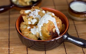 Coliflor Rebozada Con Salsa De Yogurt
