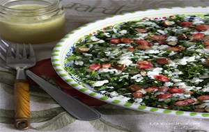 Ensalada De Granada, Kale Y Arroz
