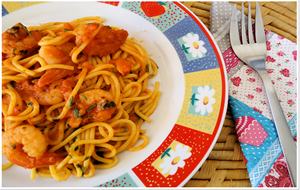 Espaguettis Con Gambas Y Salsa De Tomate
