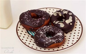 Donuts Con Glaseado De Chocolate
