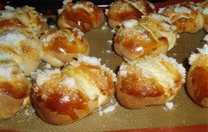 Bollos De Leche
