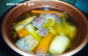 Caldo  O Cocido Rápido En Olla Gm
