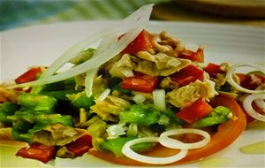 Ensalada De Salpicón De Atún Y Pimientos
