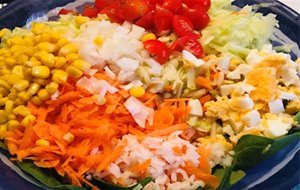 Ensalada De Arroz Con Huevo Duro Y Hortalizas
