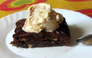 Brownie De Chocolate Y Nueces
