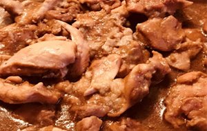 Pollo En Salsa De Cerveza Negra Y Cebolla (thermomix)
