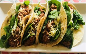 Tacos De Carne Y Frijoles
