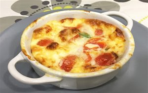 Clafoutis De Tomates Cherry, Queso Y Espinacas
