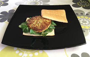 Hamburguesa Vegetariana De Calabacín Y Queso
