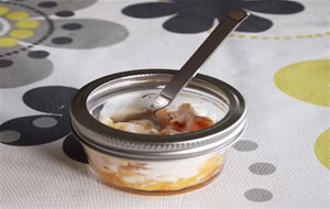 Macedonia Con Yogur Y Pan De Albaricoque
