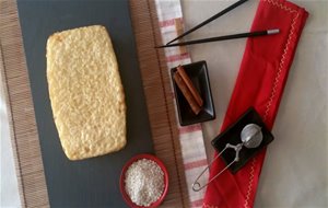 Pastel Dulce De Arroz Con Azafrán Y Cardamomo Al Horno
