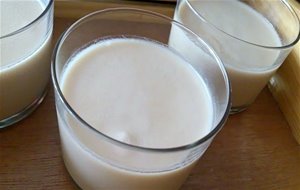 Crema Bávara De Melocotón En Vasito
