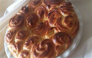 Brioche De Rosas A La Canela
