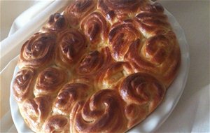 Brioche De Rosas A La Canela
