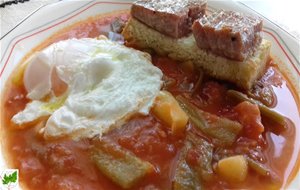 Sopa De Judías Verdes Con Tostadas De Atún
