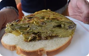 Tortilla De Patatas Y Habas
