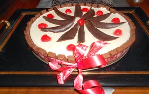 Tarta De Chocolate Blanco Y Kit-kat
