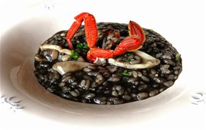 Arroz Negro De Nécoras Y Calamar ..., Sencillamente Fresco Y Del Mar...!!
