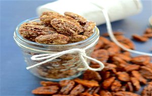 Candied Spiced Pecans / Nuez Americana Especiada