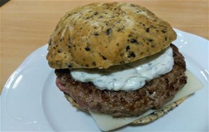 #diadelahamburguesa: Hamburguesa Estilo Griego
