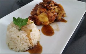 Alitas De Pollo Con Arroz, Soja Y Miel
