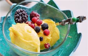 Crema Fría De Mango Y Plátano
