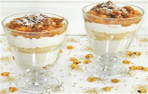 Copa De Manzana Asada Con Crema De Nueces Y Yogur
