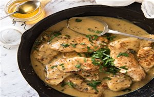 Pollo A La Crema Con Mostaza Y Miel
