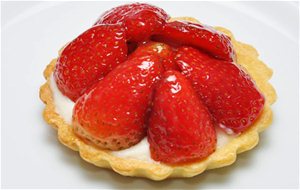 Tartaletas De Chocolate Blanco Y Fresas
